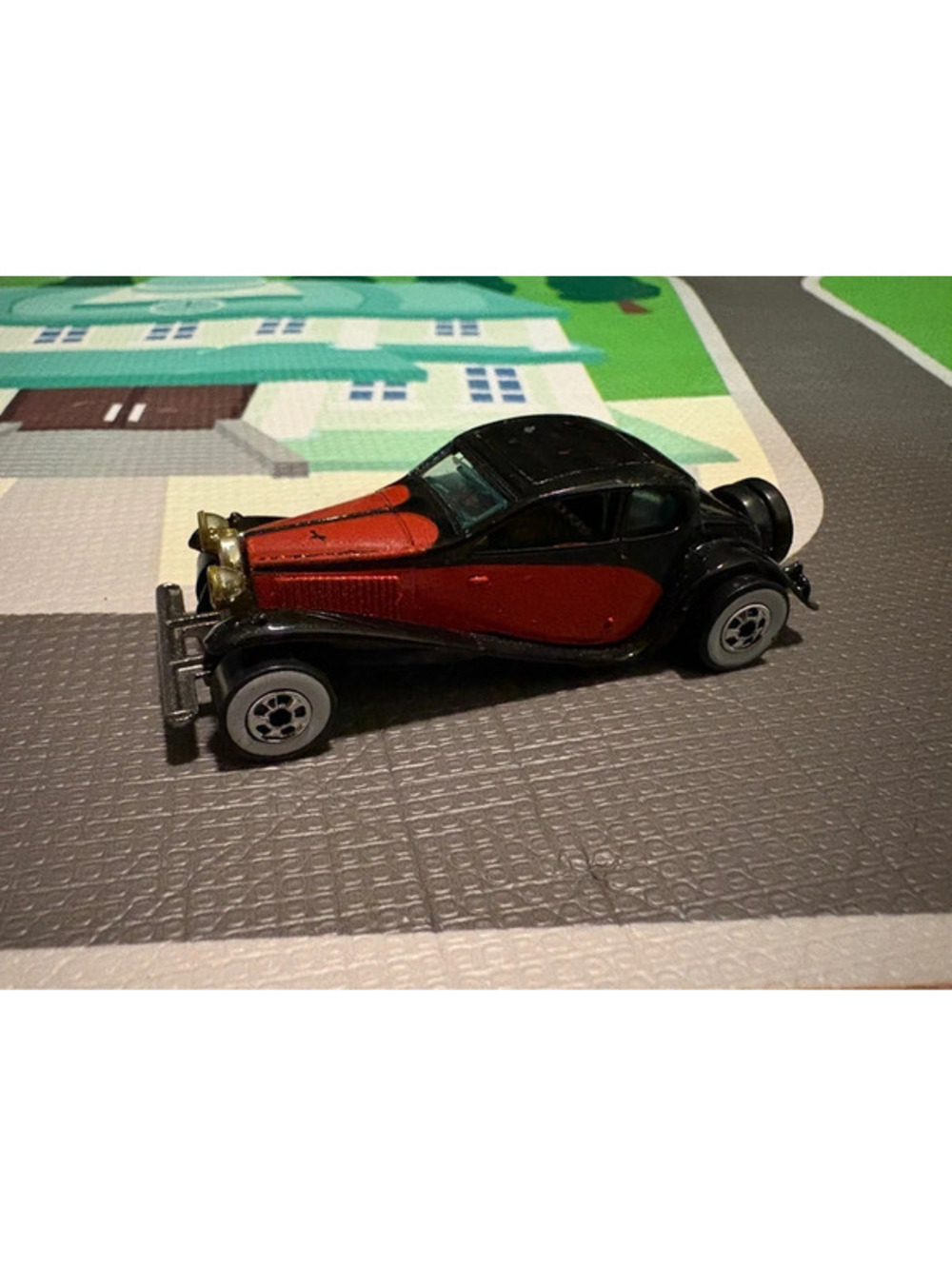 1981 hot wheels 37' Bugatti type 50